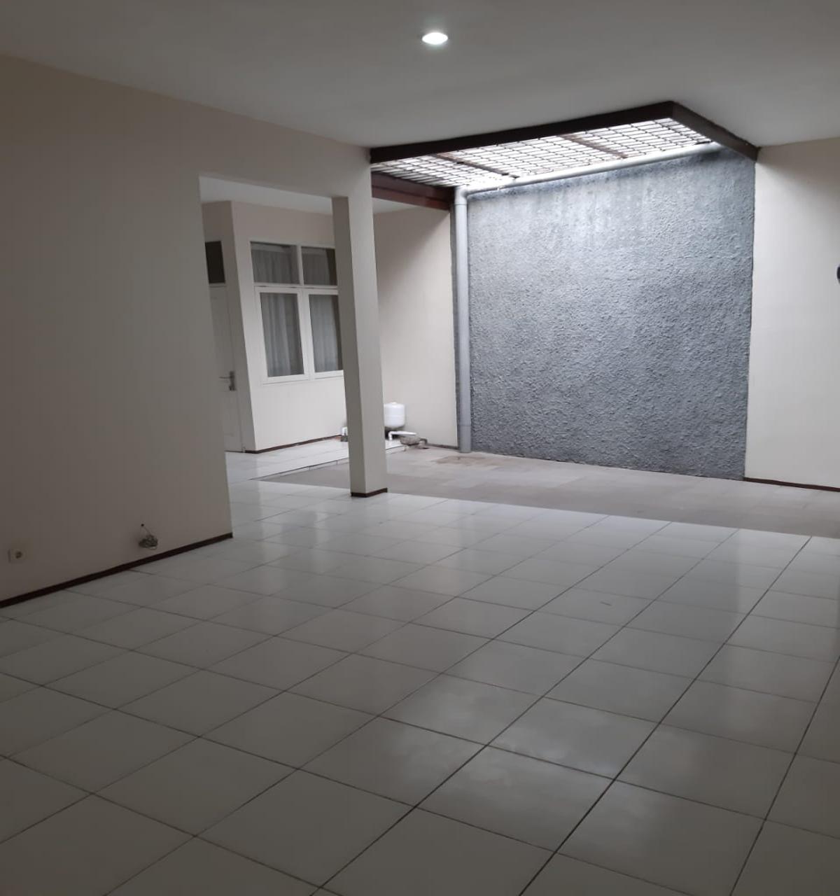 Jual Rumah Luas di Bintaro Pesanggrahan Jakarta Selatan RW - Foto 3