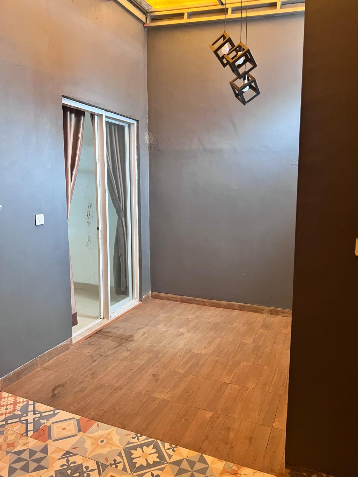 Dijual Cepat Rumah Cluster 2 Lantai dekat Graha Raya, Tangerang Selatan - Foto 9