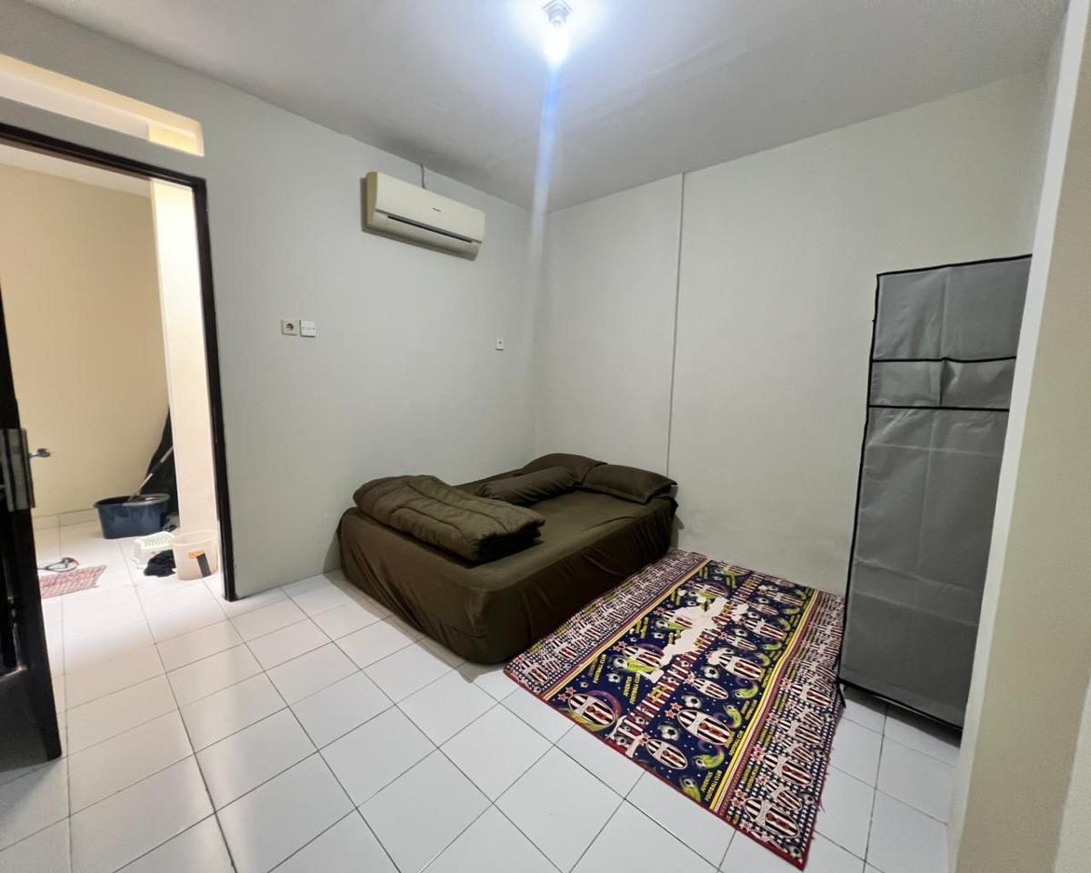 Baru Renovasi Rumah Siap Huni di Samping Jalan Tomang Raya Jakarta Barat, Nego Sampai Deal - Foto 12