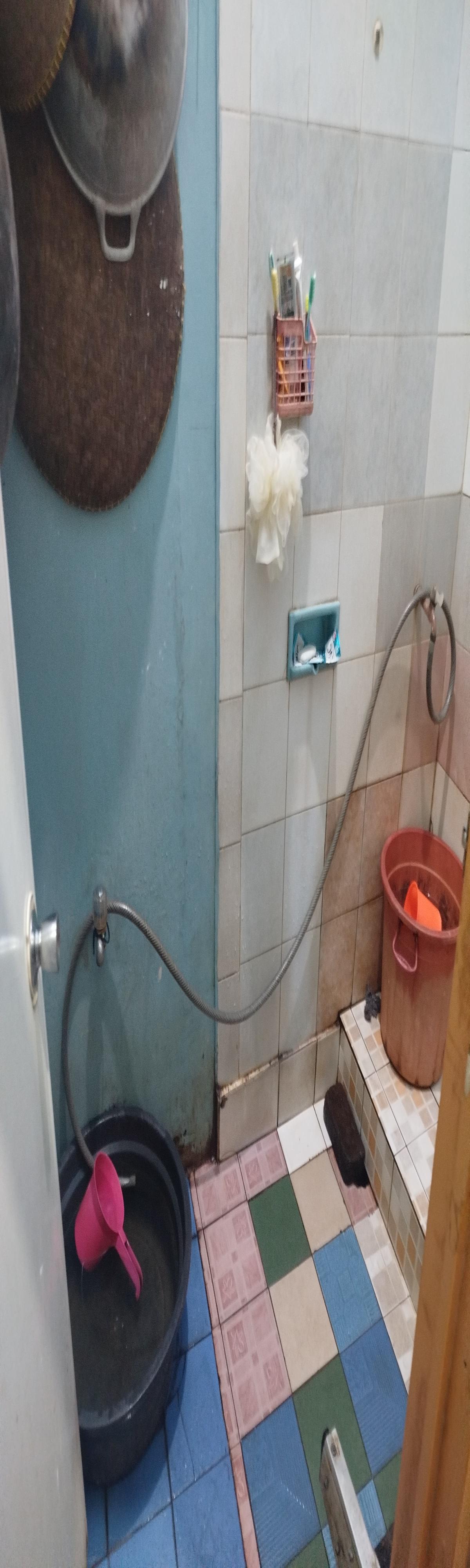 Rumah 3 lantai sekalian ruko usaha di Sawah Baru Ciputat Tangsel - Foto 4