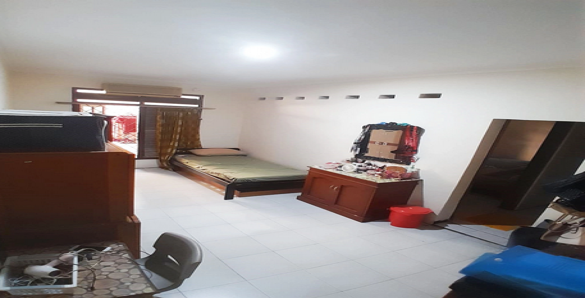 Dijual Murah -  Rumah Luas 386 m² di Ulujami, Jakarta Selatan - Foto 8