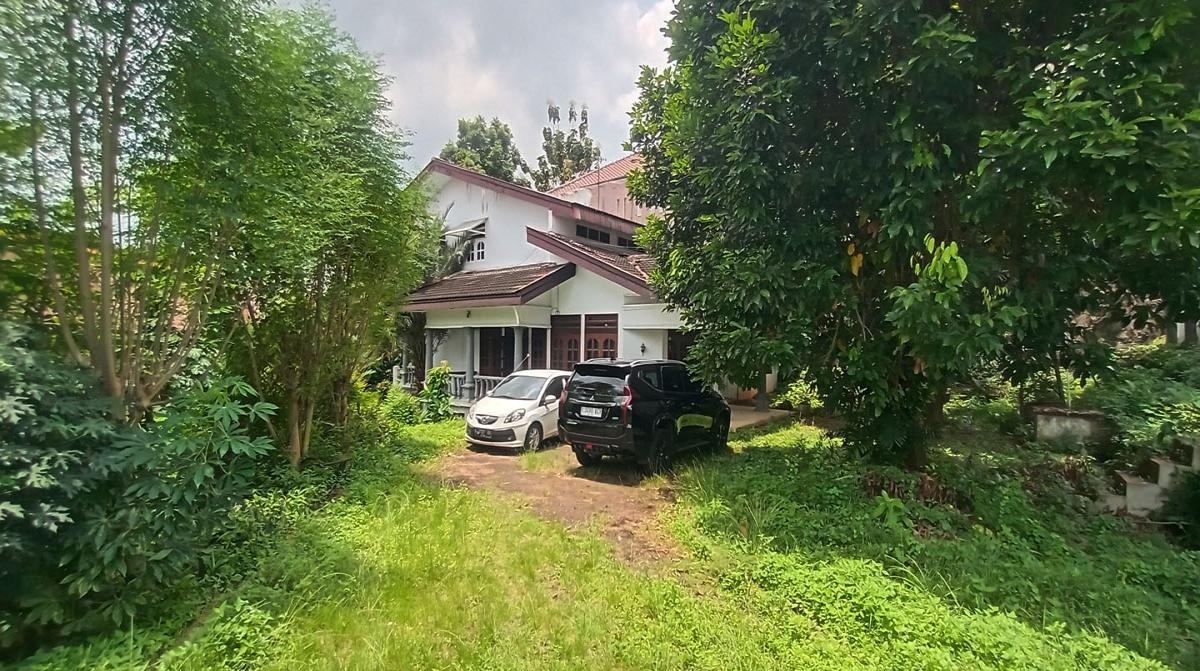 Dijual Rumah Luas dan Nyaman — Dekat Tol Andara, Pondok Labu, Jakarta Selatan - Foto 5