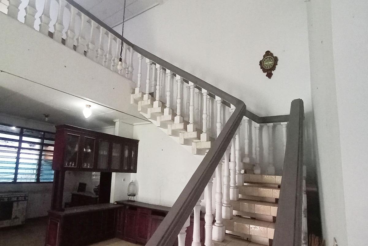 Dijual Rumah Luas dan Nyaman — Dekat Tol Andara, Pondok Labu, Jakarta Selatan - Foto 10