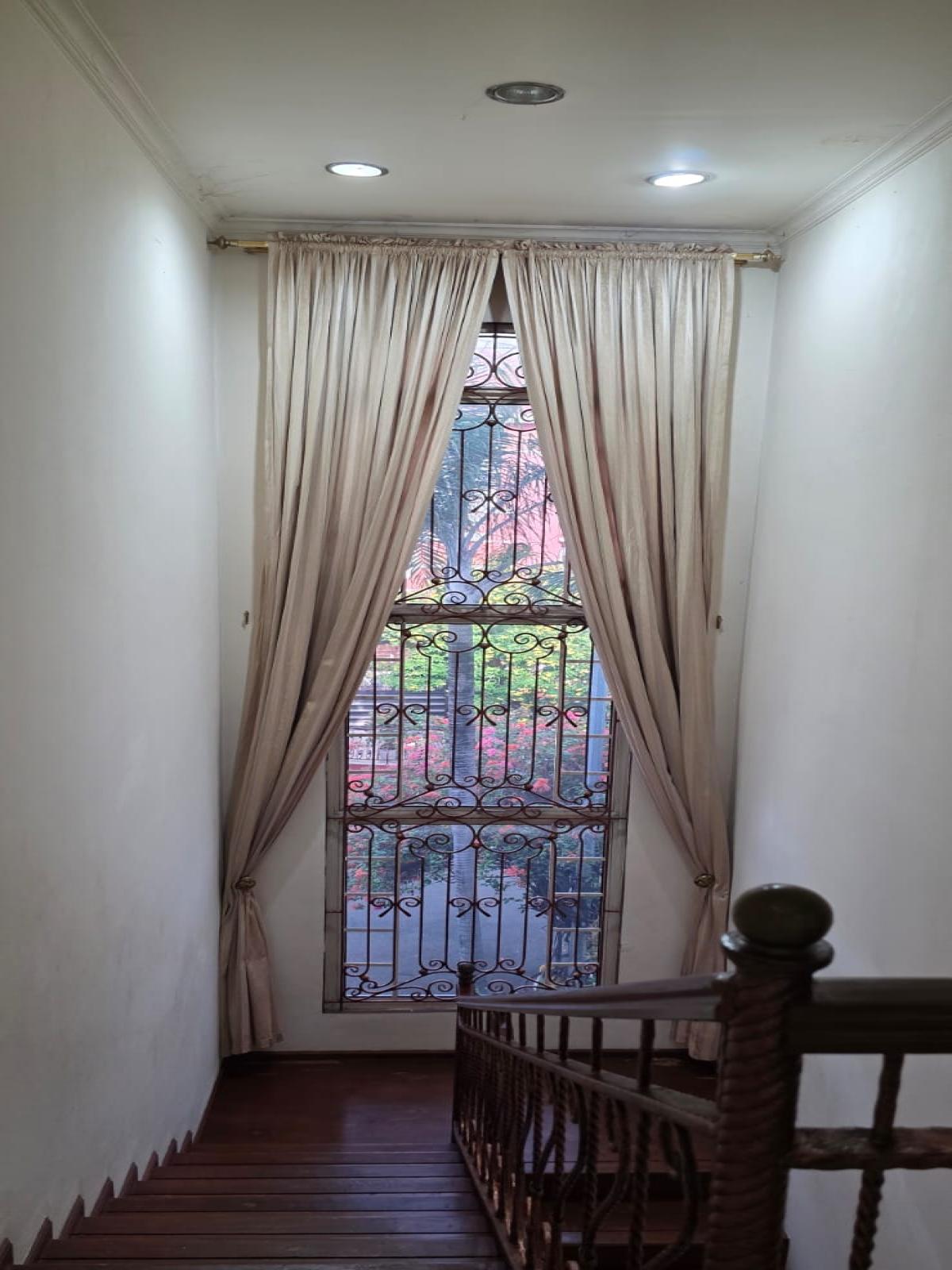 Disewakan Rumah Bukit Gading Mediterania