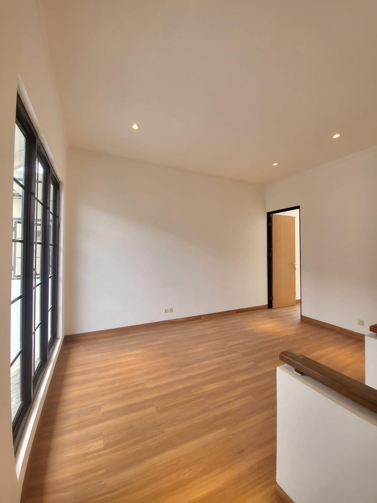 Rumah Minimalis Cantik Lokasi Oke di Bintaro Sektor 9 Tangsel - Foto 2