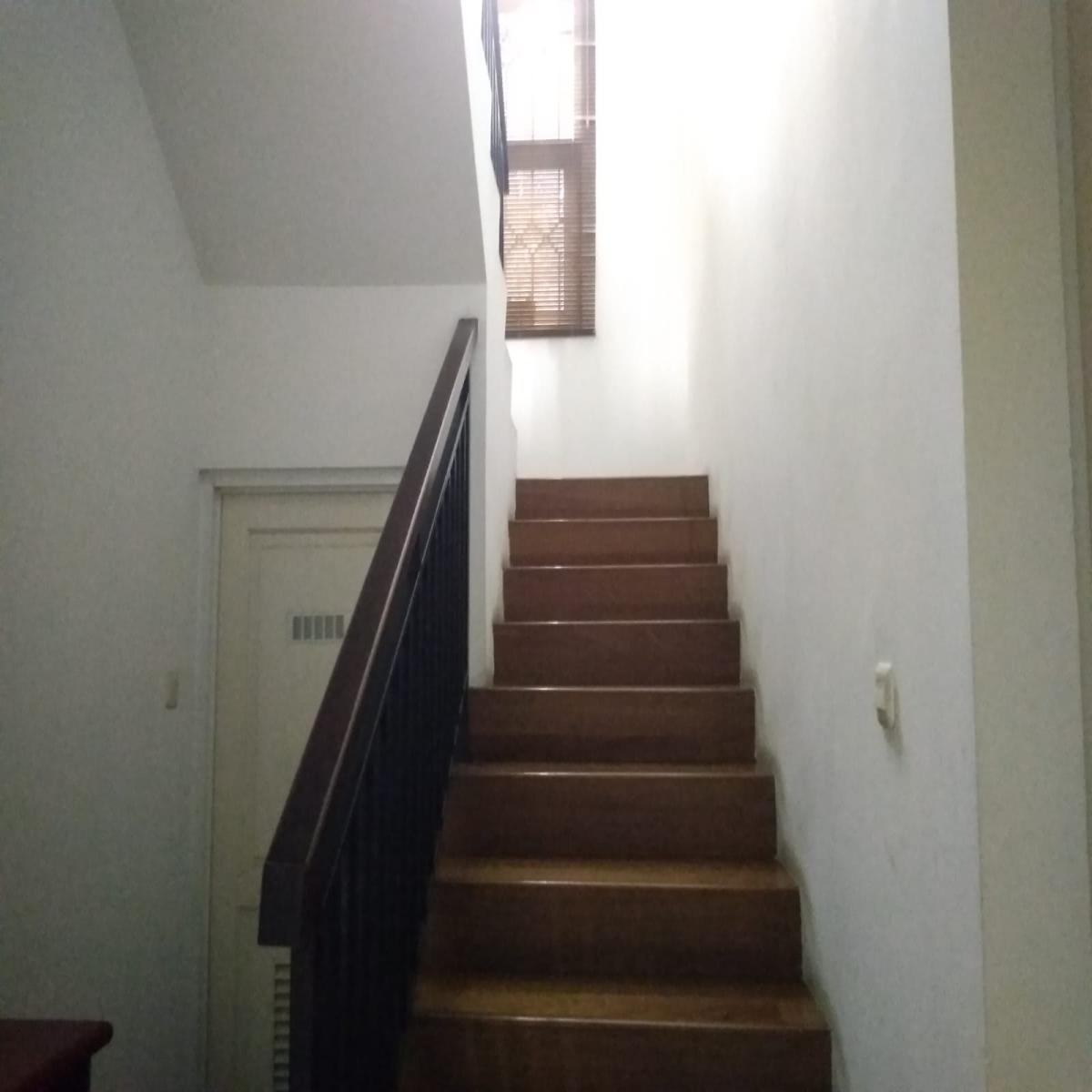 Dijual Rumah 2 Lantai Eksklusif di Central Garden Citra Grand Cibubur  Lokasi Strategis - Foto 5