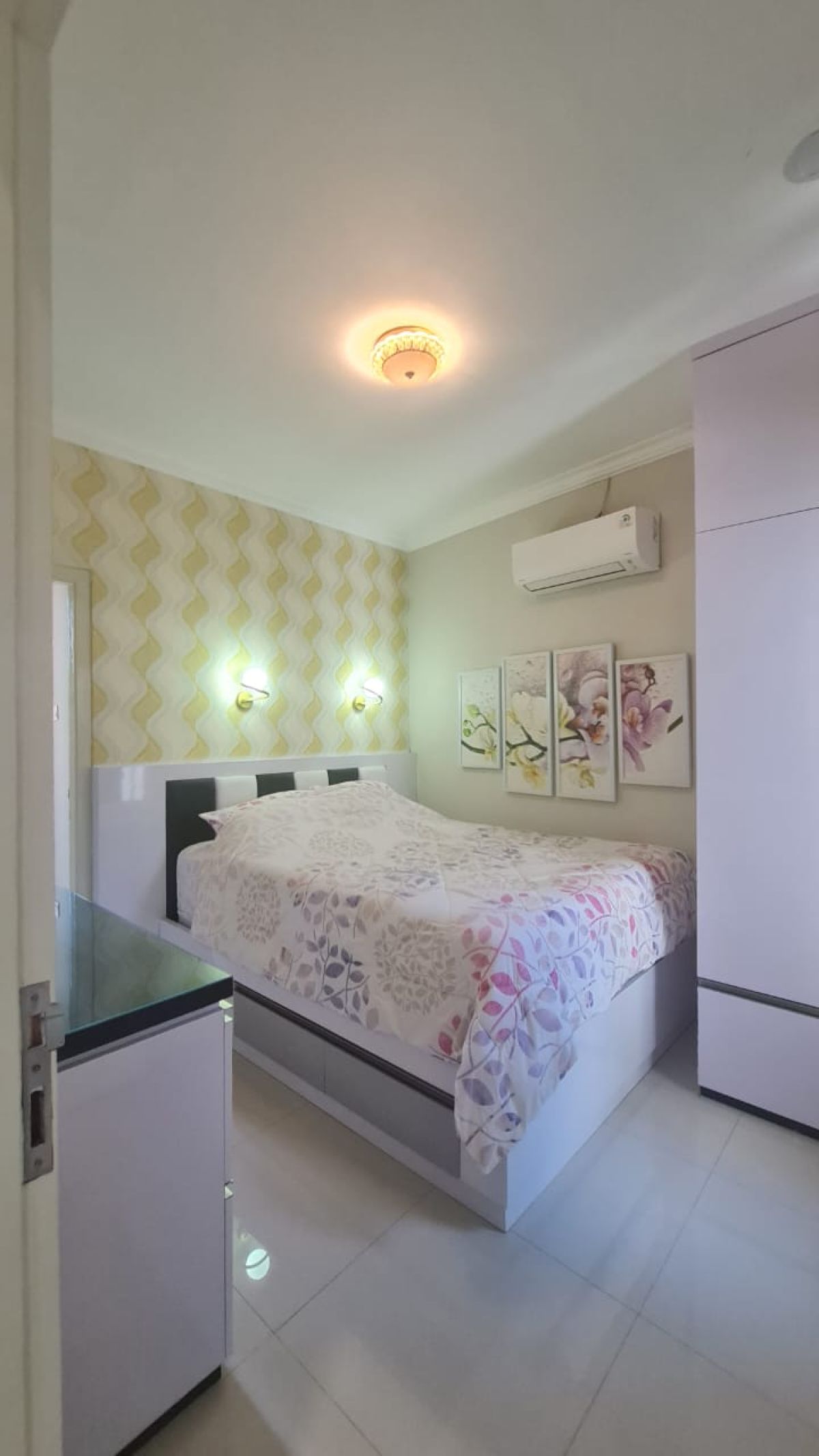Dijual Rumah Mewah Modern Minimalis, Pusat Kota di Serengan Solo - Foto 8