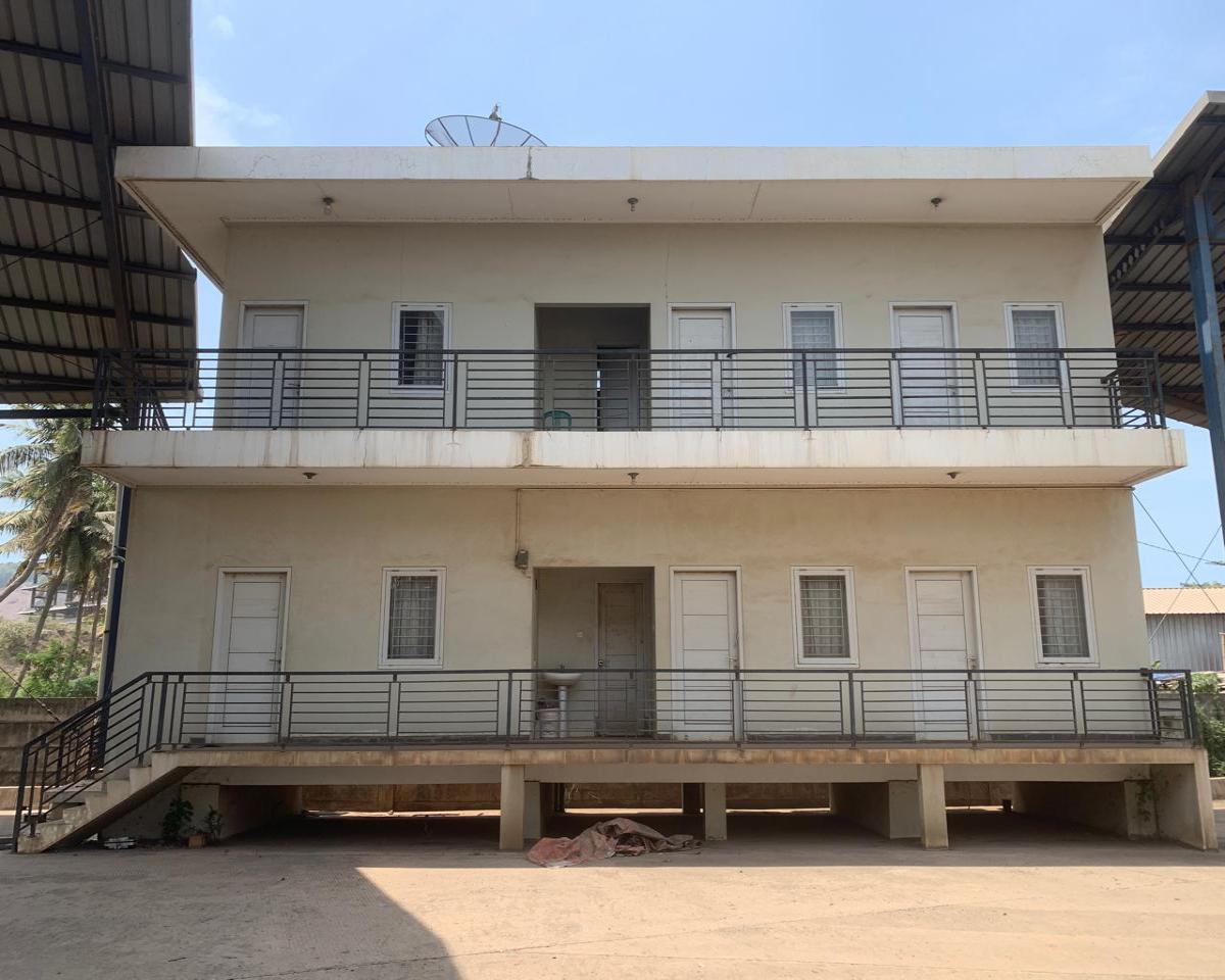 Dijual Gudang Strategis Pinggir Jalan Luas 1.233 m² di Kota Cilegon - Foto 3