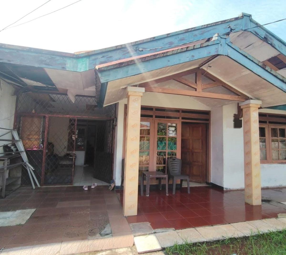 Dijual Rumah Hoek di Komplek Peruri Ciledug, Tangerang