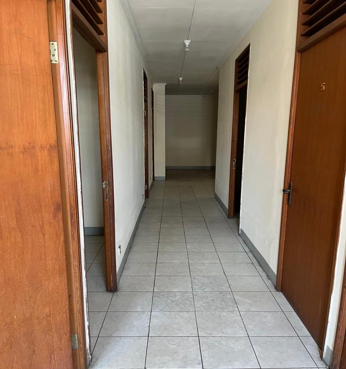 Sewa Rumah Luas 9,5 X 16 di Tawakal Tomang Jakarta Barat EF - Foto 4