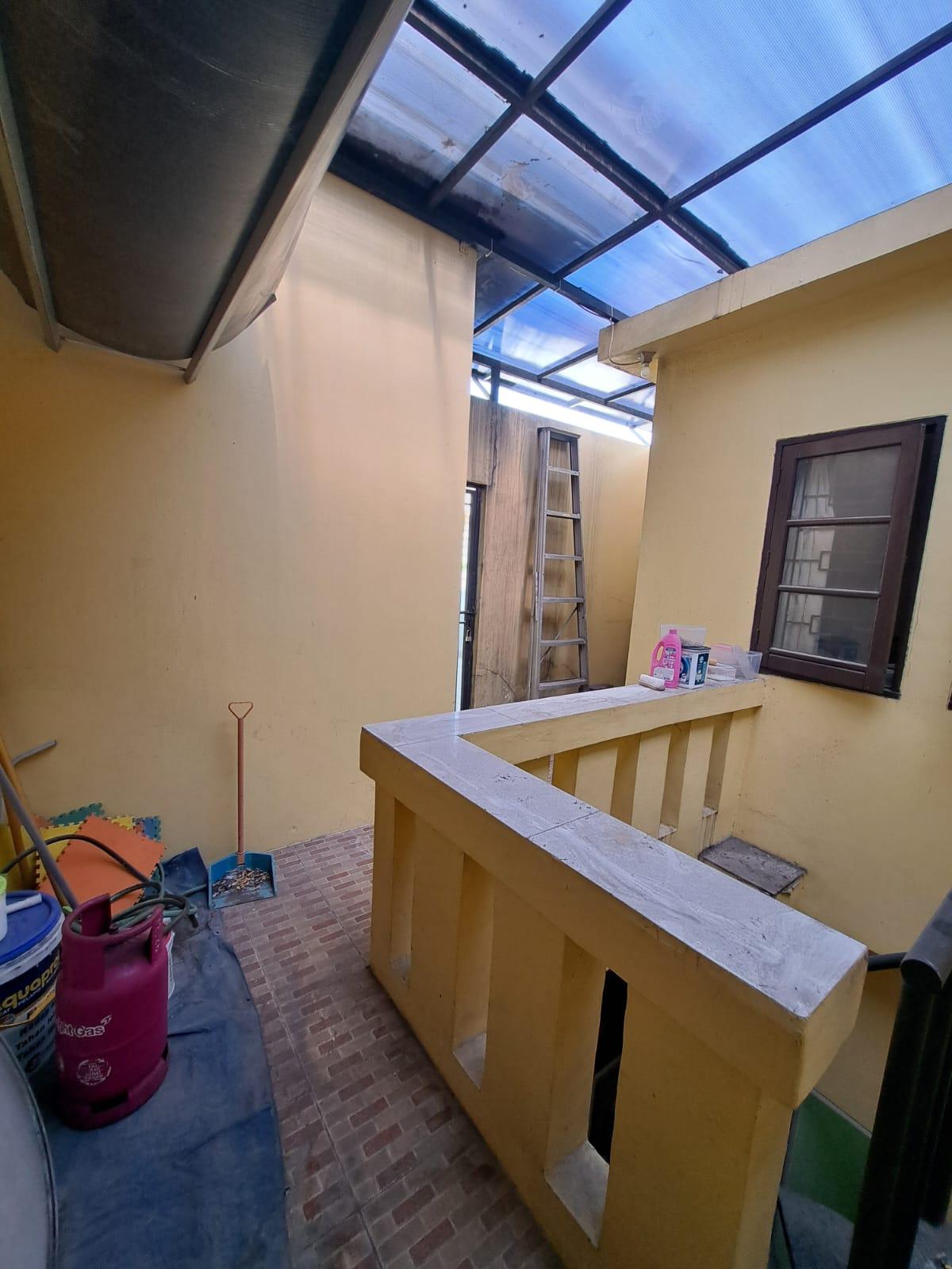 Jual Butuh Uang Rumah di Legenda Wisata Cibubur Kota Bogor BM - Foto 3