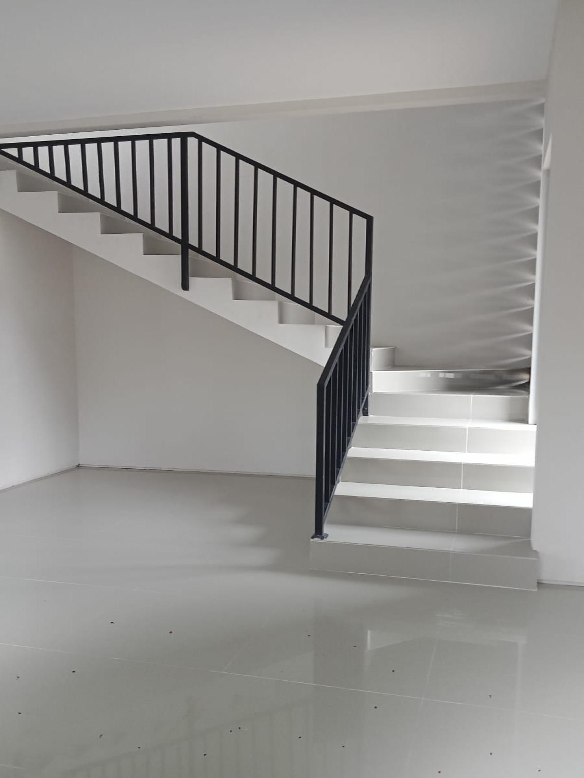 Rumah Bagus Murah di Anaya Hill, Ngaliyan Semarang - Foto 12