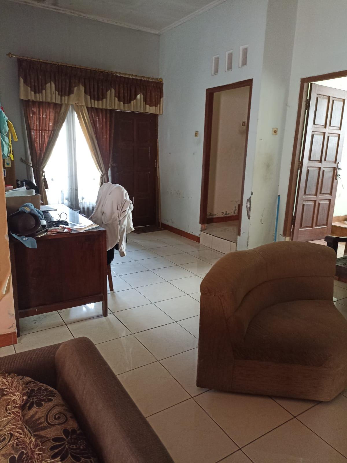 Rumah Bagus Furnished di Pudak Payung, Semarang - Foto 4