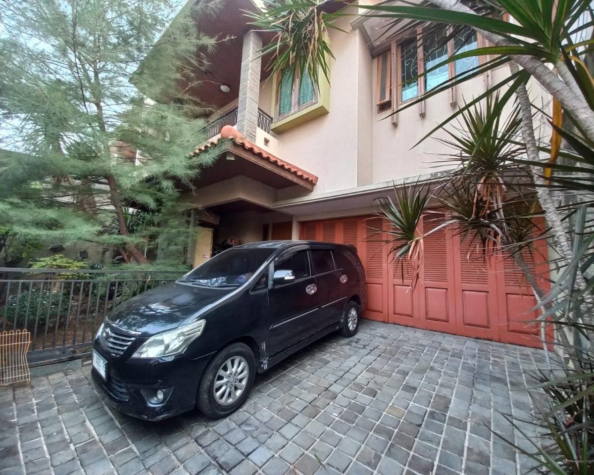 Rumah Mewah Bagus Furnish di Krakatau, Semarang - Foto 2