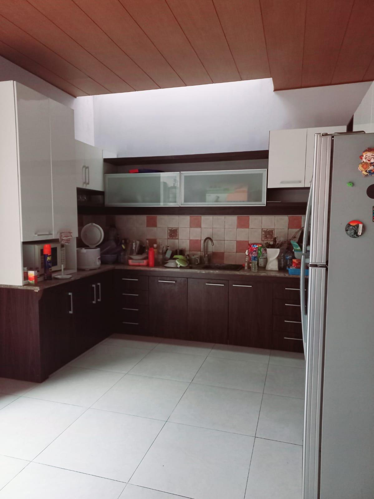 Rumah Mewah Bagus Furnish di Krakatau, Semarang - Foto 7