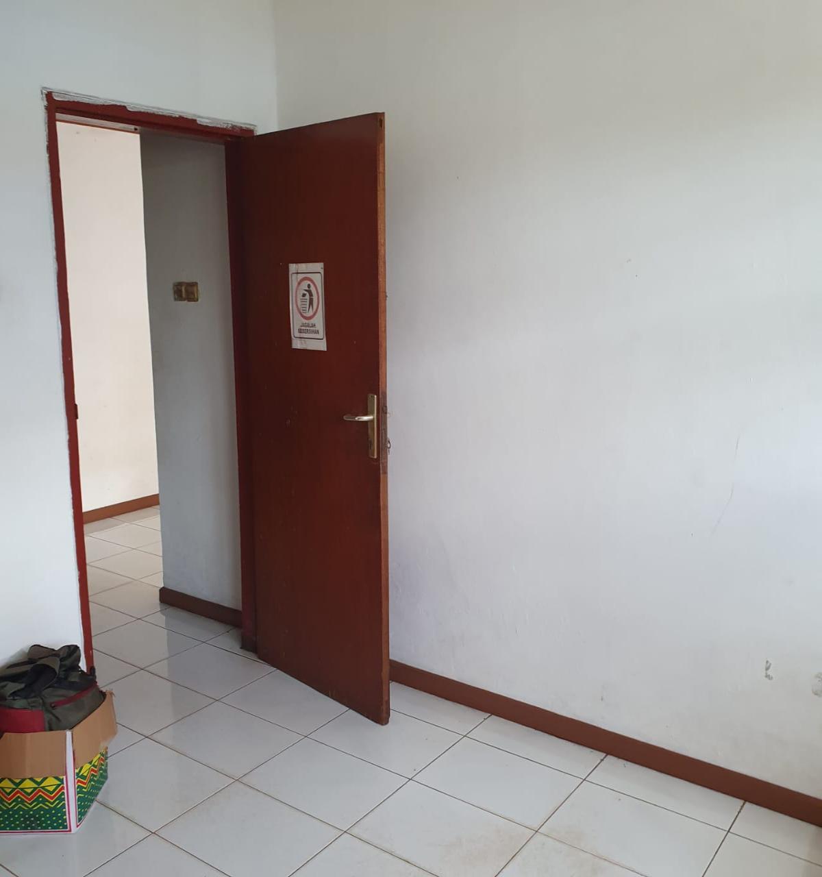 Dijual atau Disewakan Rumah Luas 400 m² di Pancoran, Jakarta Selatan - Foto 4