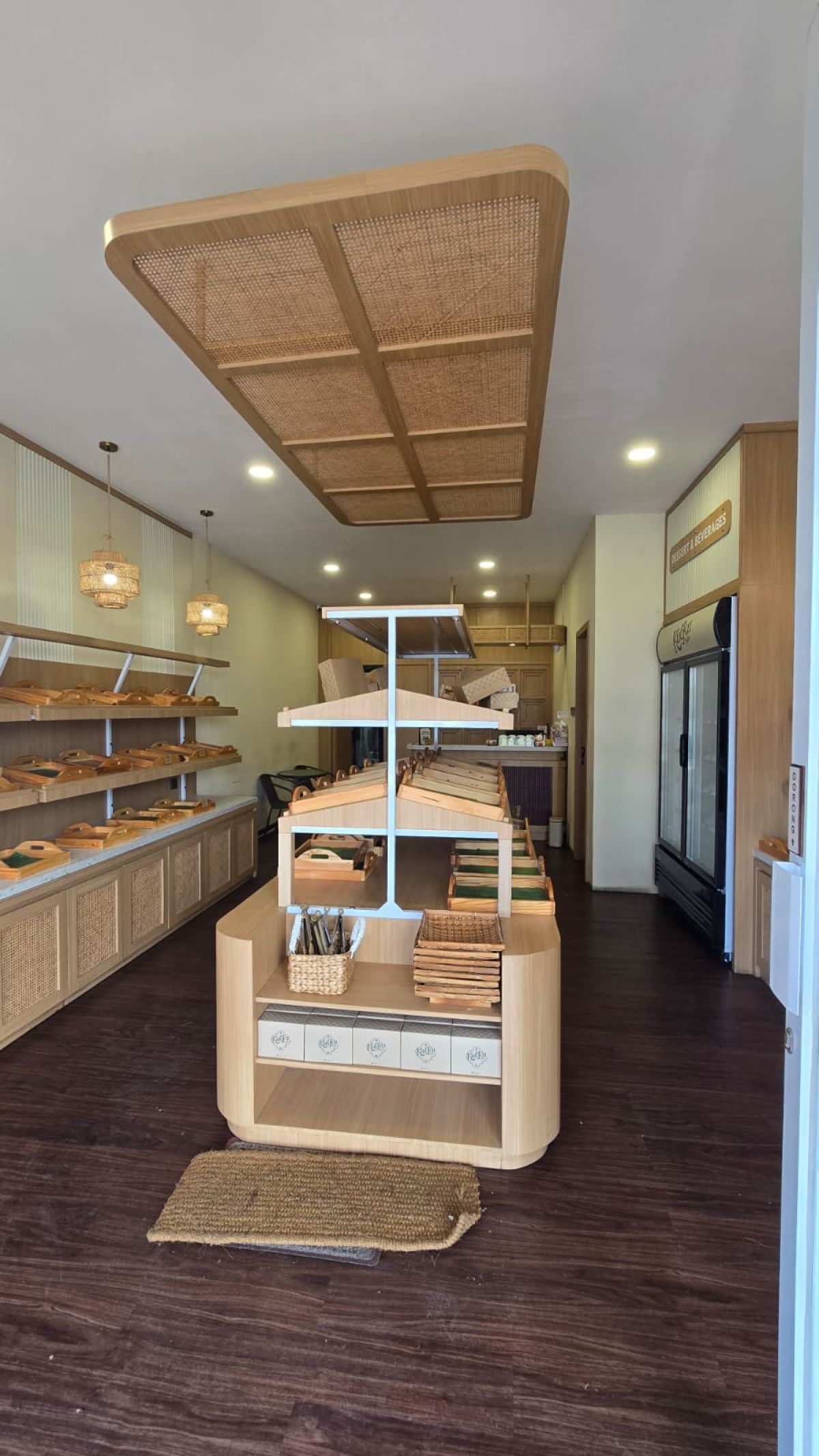 Disewakan Ruko Strategis Full Interior Eks Toko Roti, Bagus Siap Pakai di Pusat Pertokoan Solo Baru - Foto 5