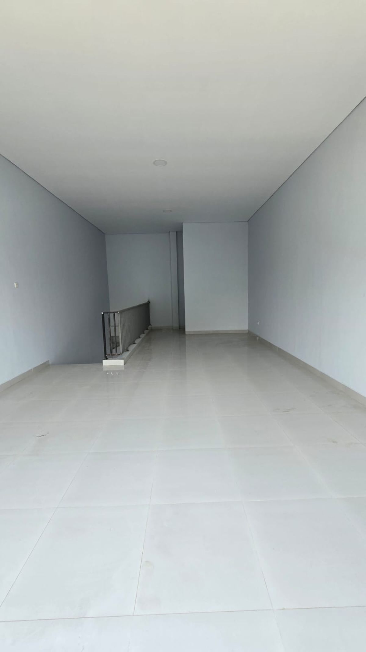 Disewakan Ruko Baru Gress Strategis , Dekat Kampus UNS dan Solo Safari Jebres Solo - Foto 2