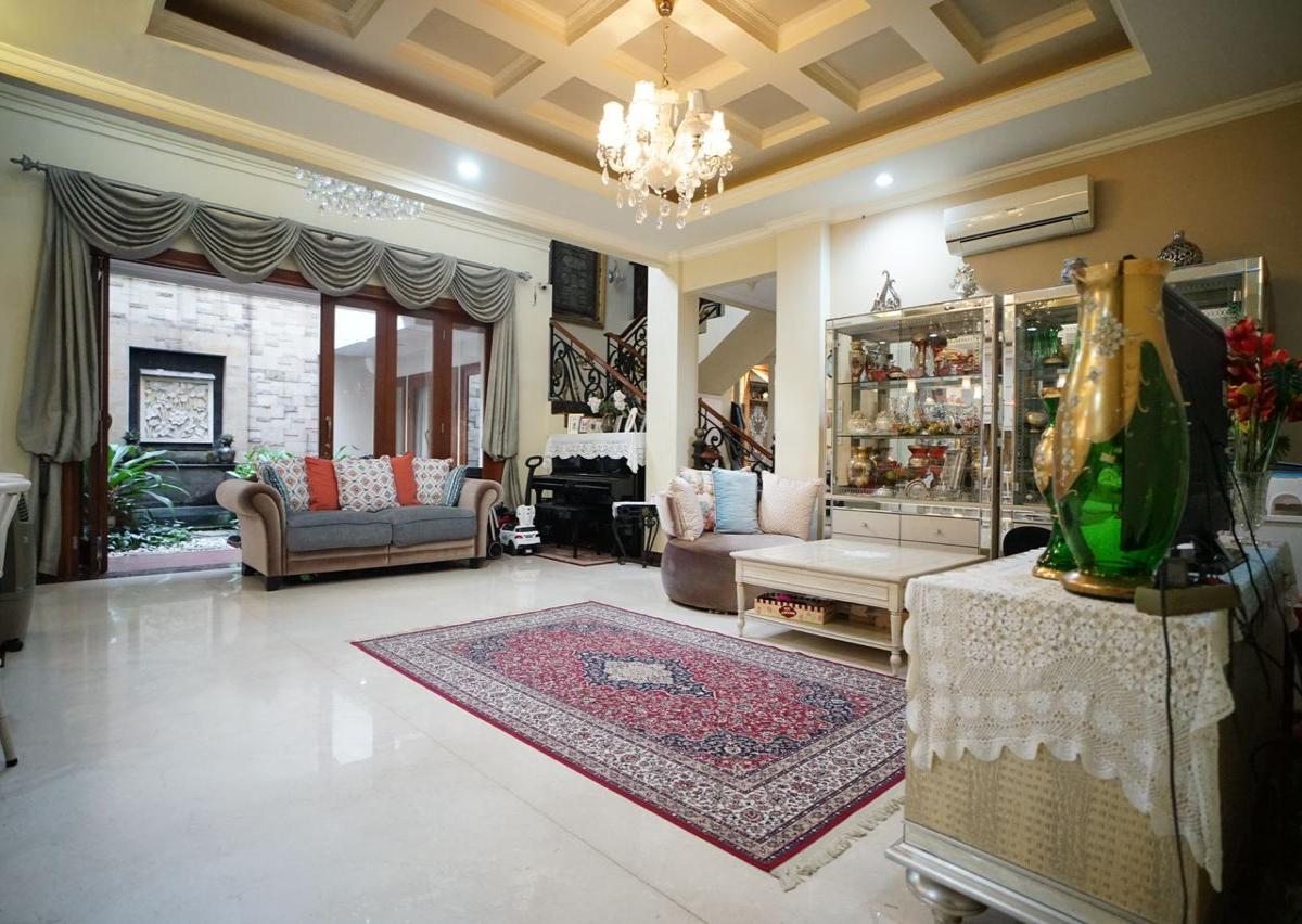 Rumah mewah area slipi Jakarta barat - Foto 6