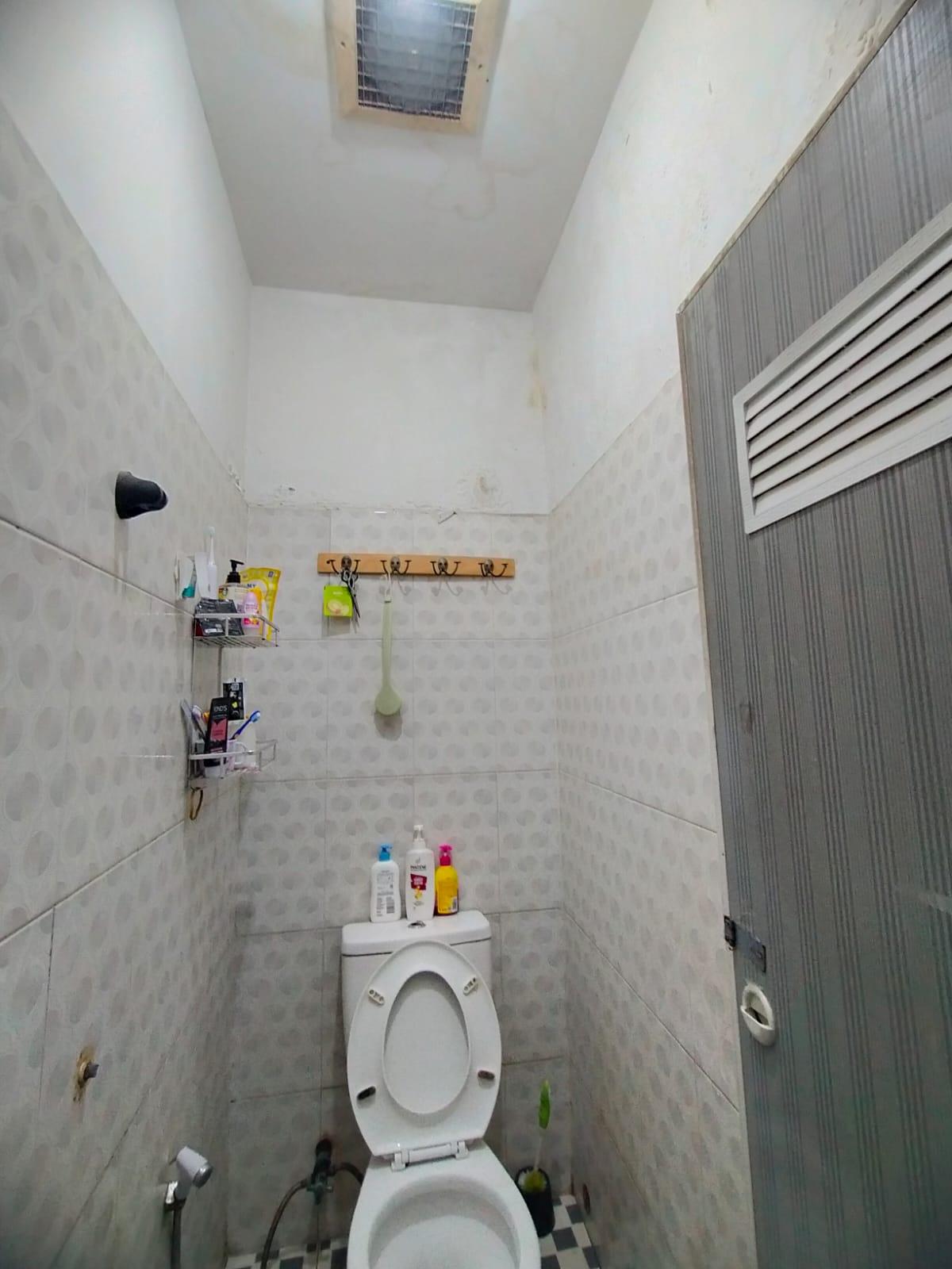 Dijual Rumah 3 Lantai di Taman Puri Indah Jakarta Timur Cocok Dijadikan Rumah Kos - Foto 6