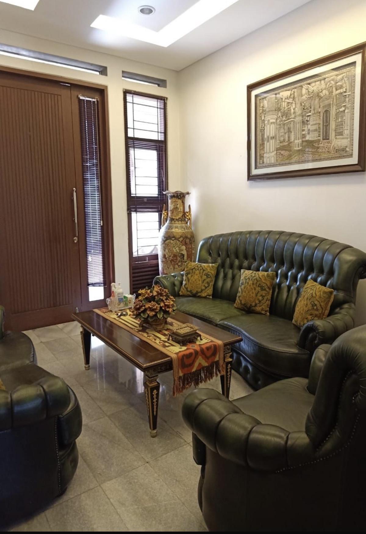 Rumah Mewah di Pejaten Barat