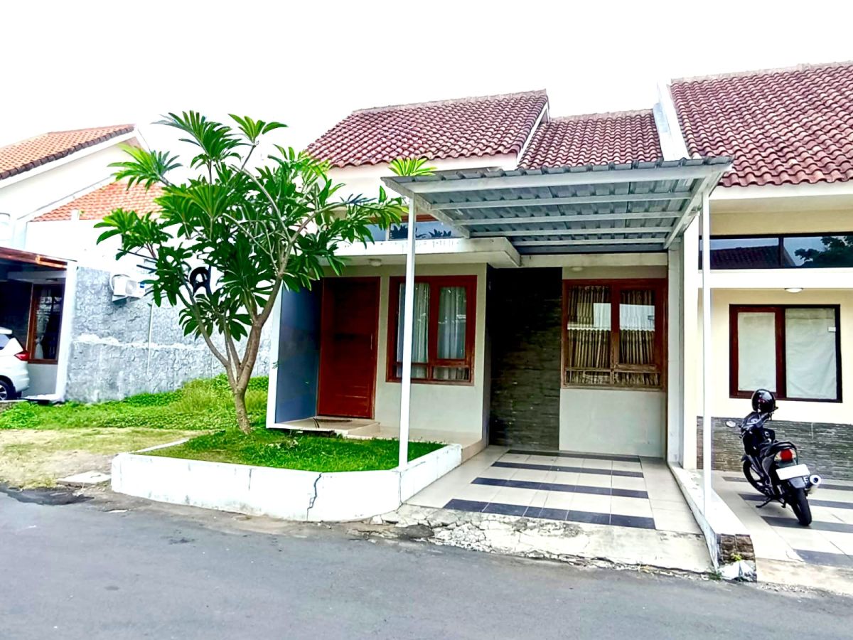 Disewakan Rumah Bagus Full Furnished,  Lokasi : Cluster Elit di Pabelan Solo