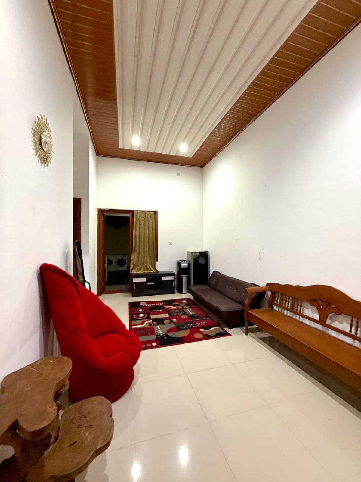 Disewakan Rumah Bagus Siap Pakai ( Full Furnished ) Lokasi : Cluster Elite di Pabelan, Dekat Colomadu - Foto 2
