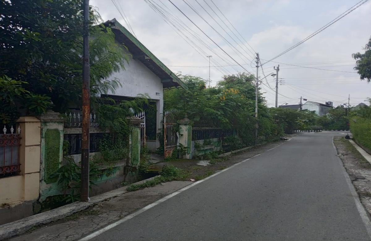 Dijual Tanah Bonus Bangunan Kos di Sumber Banjarsari Solo