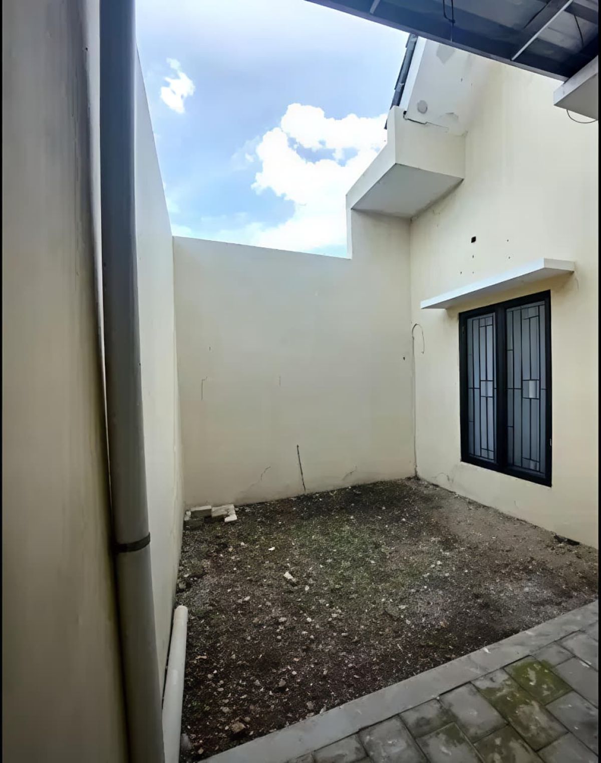 Disewakan Rumah Bagus Siap Pakai Lokasi : Cluster di Blulukan, Colomadu, Solo - Foto 4