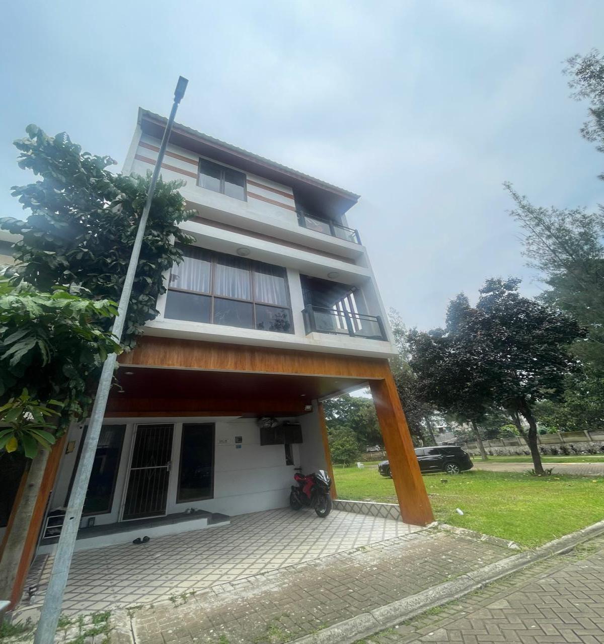 Dijual Rumah 3 Lantai di Graha Raya Cluster Fortune Essence, Tangerang Selatan