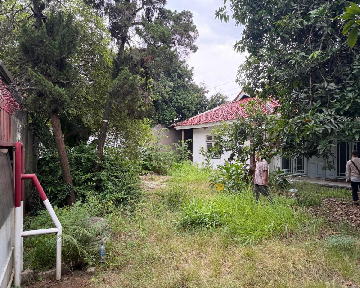 2 UNIT RUMAH BESAR BERDAMPINGAN 1 LAHAN - Foto 14