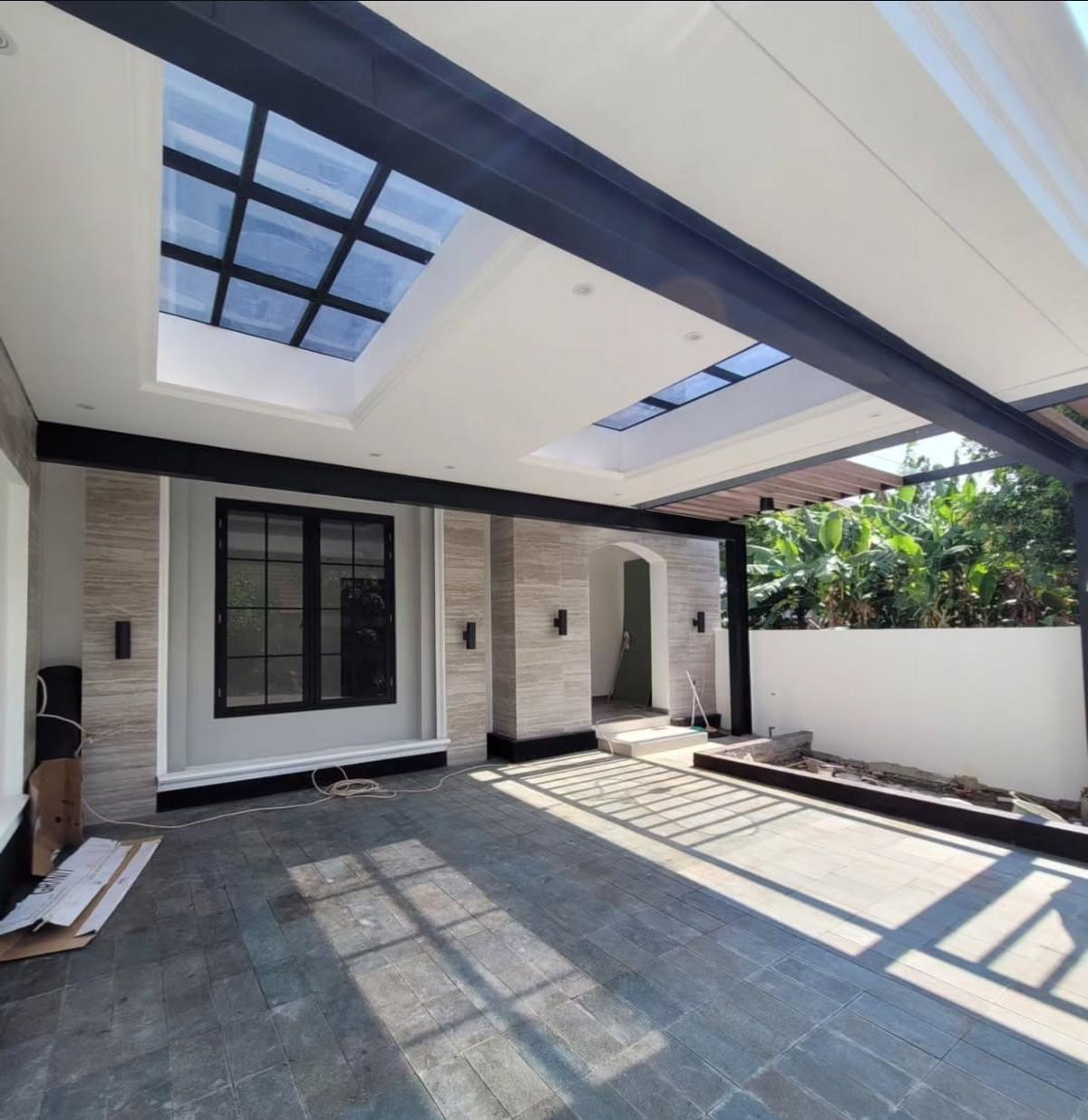 Rumah Bagus Unfurnish Bisa Nego di Bukitsari, Semarang