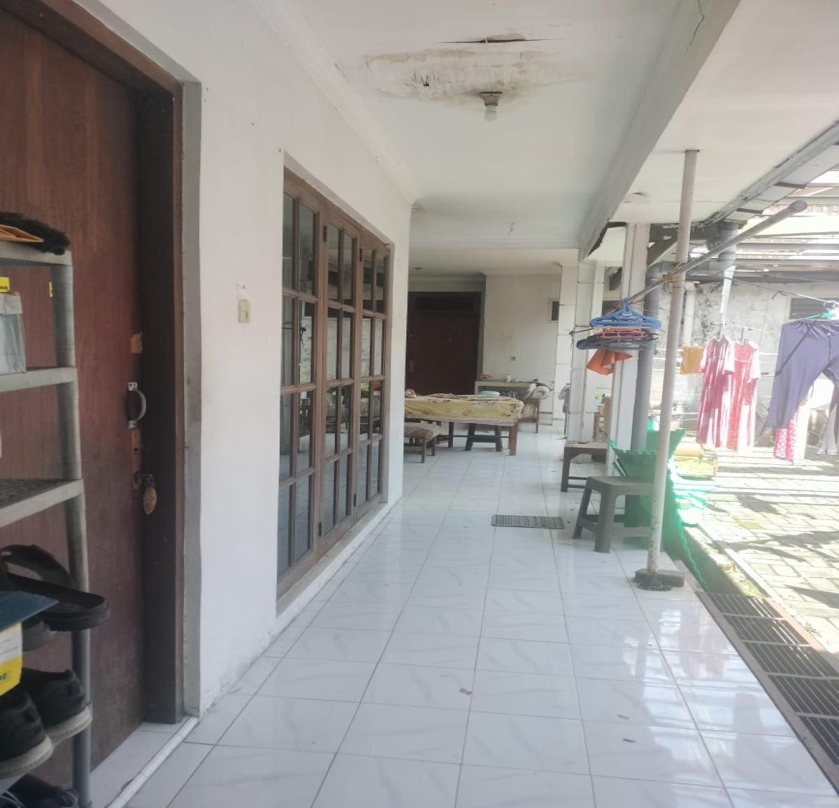 Rumah Bagus Semi Furnished di Jl. Imam bonjol Semarang Tengah, Semarang - Foto 4