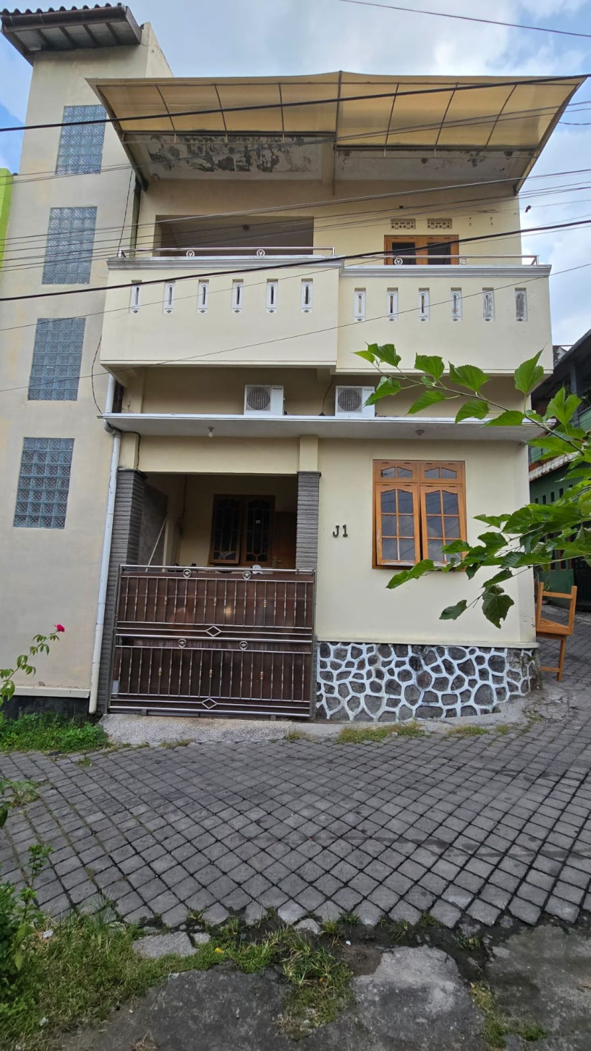 Dijual Rumah Siap Huni di Perumahan Mojosongo Jebres, Solo