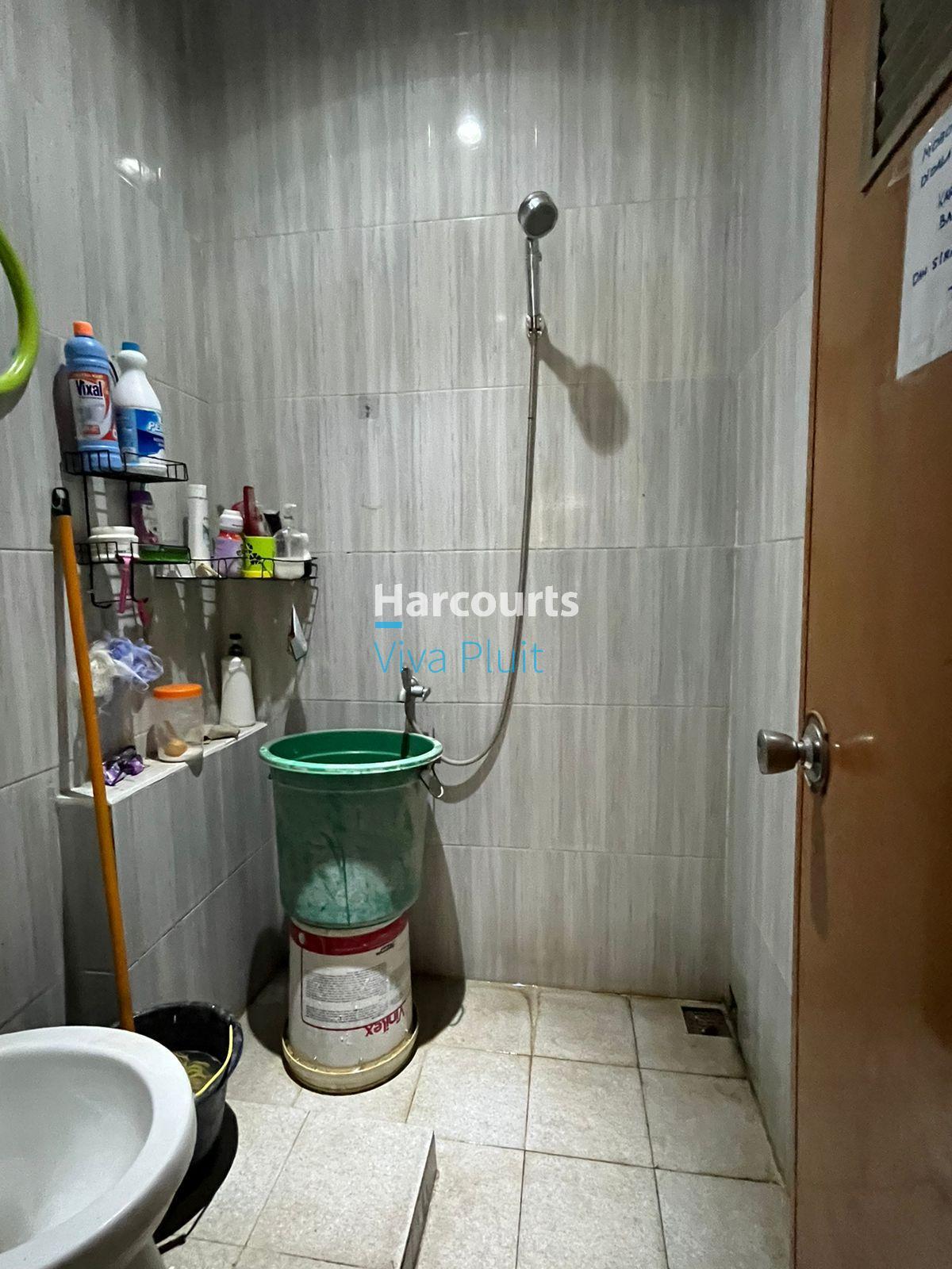 Dijual Rumah Bagus, 2 Lantai Di Tanjung Duren. Nyaman Dan Strategis