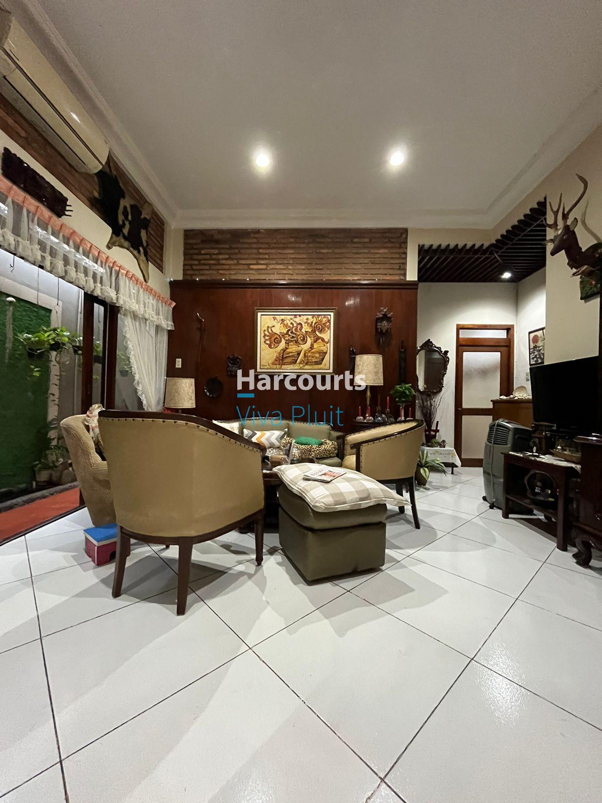 Dijual Rumah Bagus, 2 Lantai Di Tanjung Duren. Nyaman Dan Strategis - Foto 10