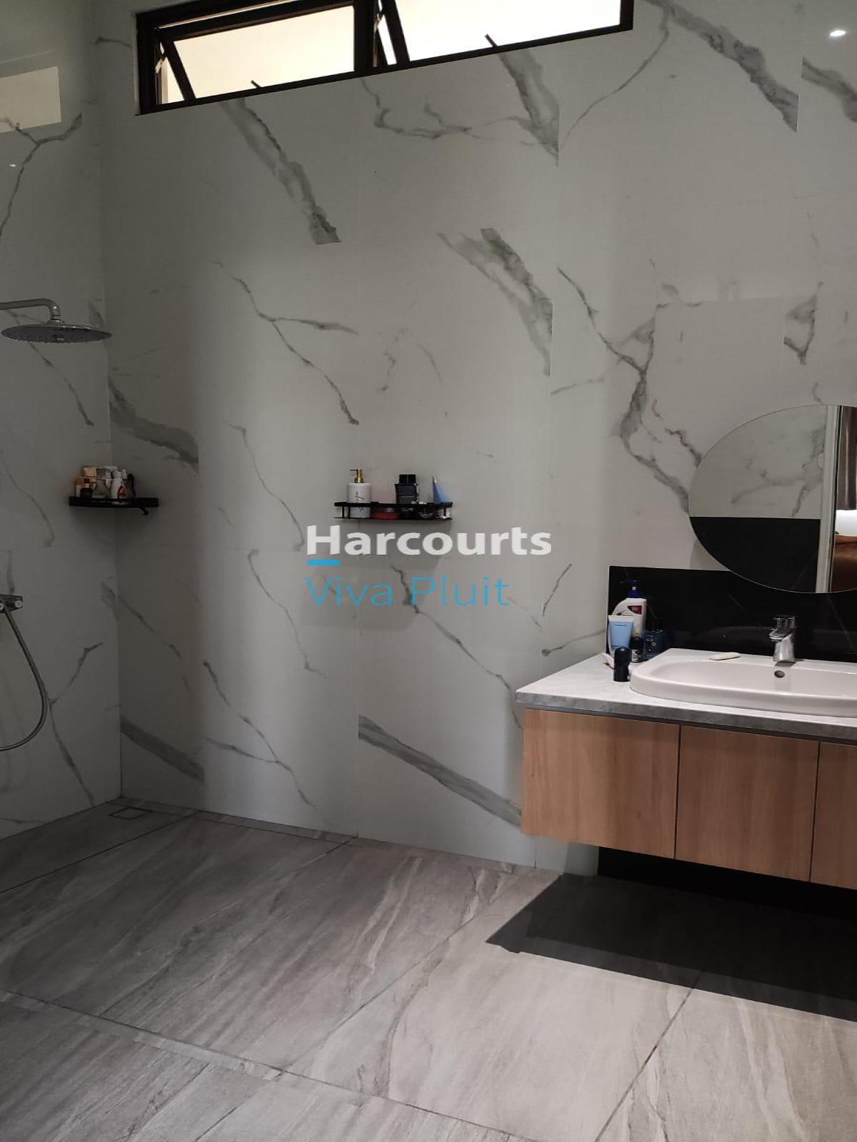 Dijual Rumah Mewah Green Garden Residence Full Furnished Jakarta Barat - Foto 3