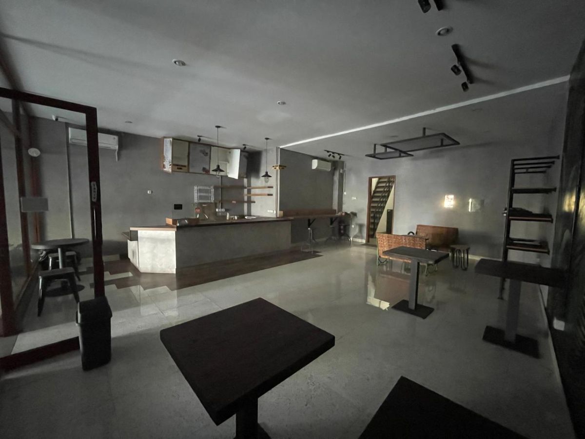 Turun Harga!! Dijual Ruko Lokasi Strategis di Kratonan, Solo - Foto 3