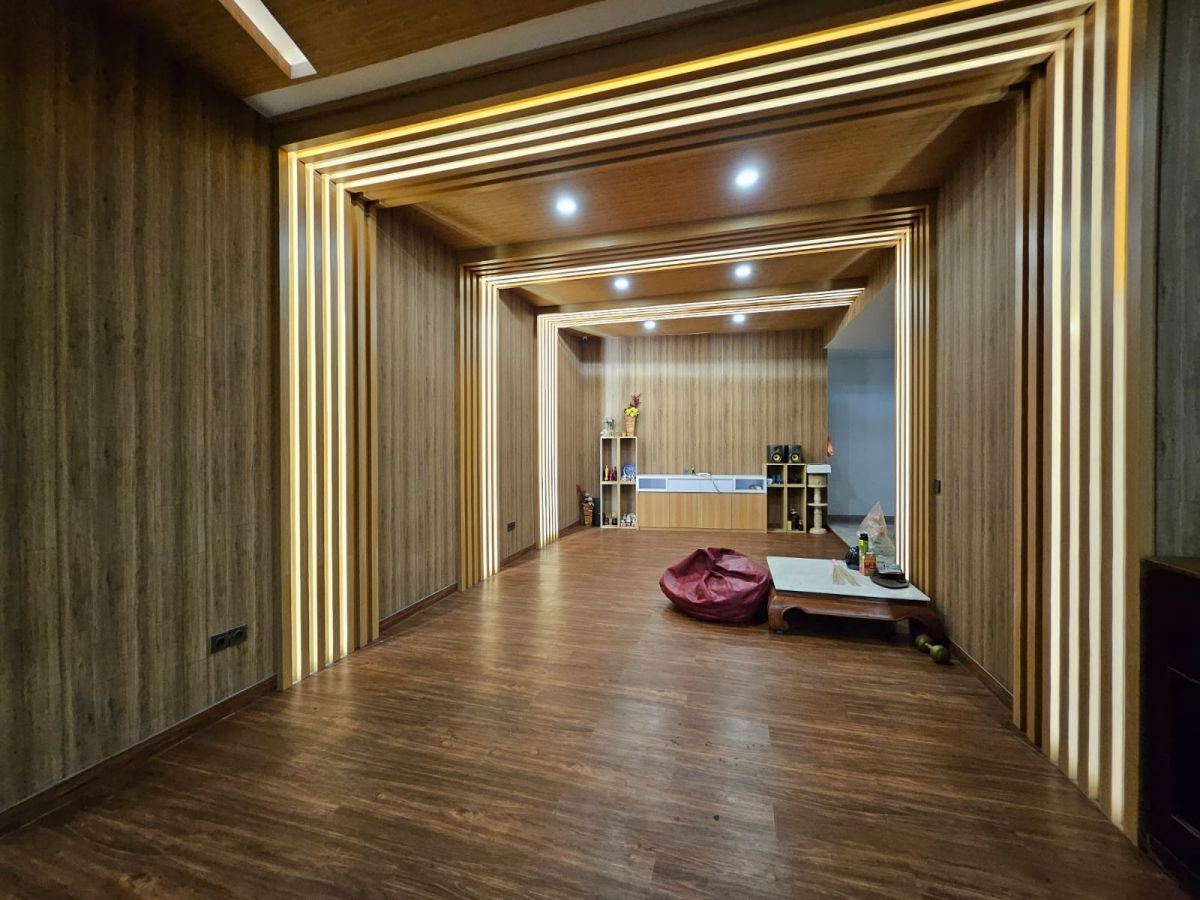 Dijual Rumah Modern Bagus Siap Huni Dekat Masjid Sheikh Zayed, Banjarsari Solo - Foto 6