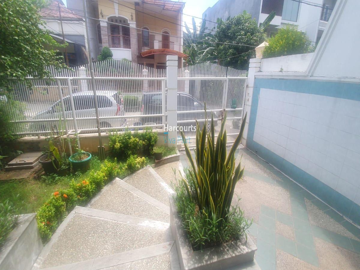 Dijual Rumah di Pluit Sakti – Luas, Cocok untuk Keluarga - Foto 2