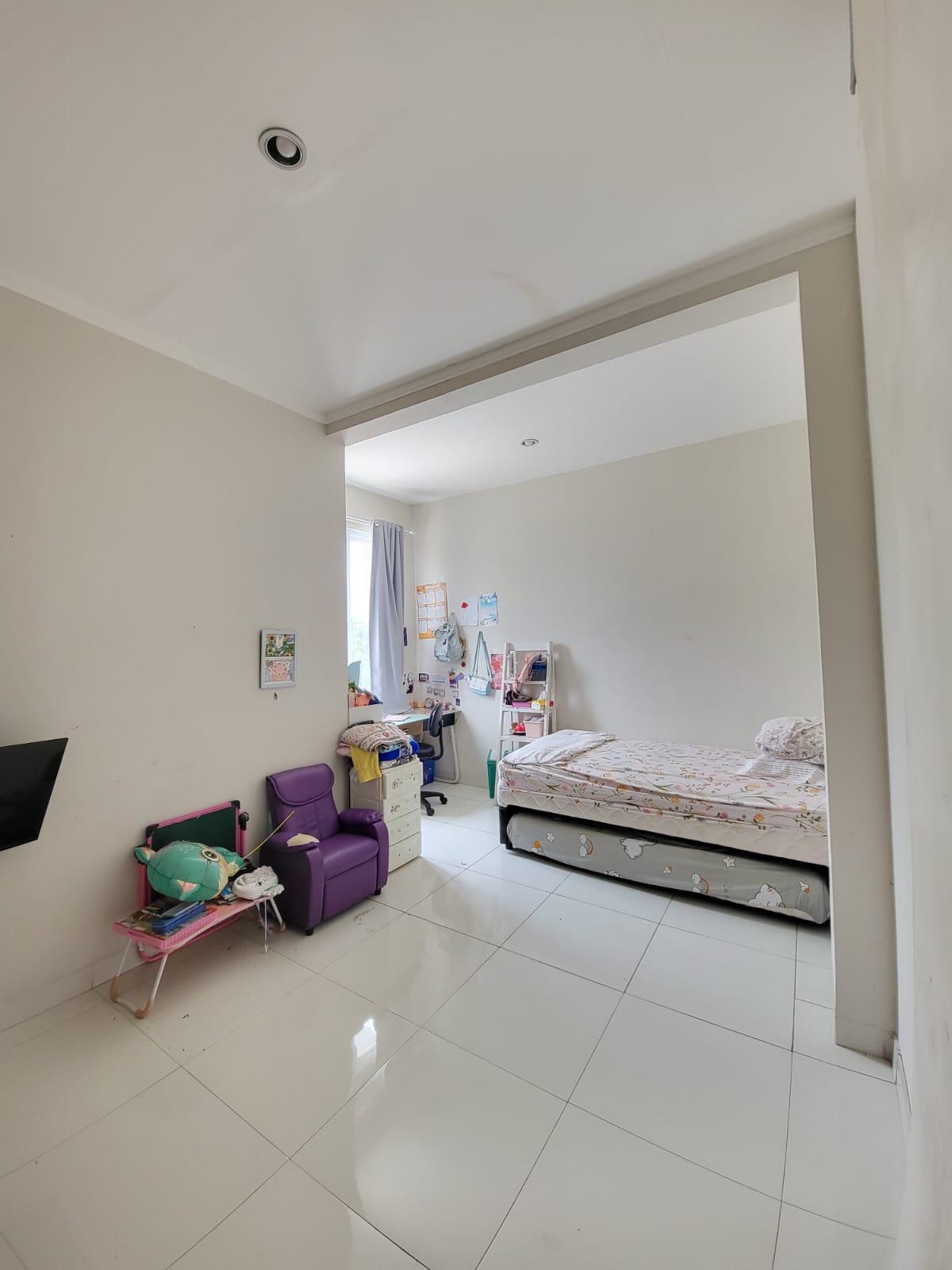 Dijual rumah di Emerald Bintaro sektor 9 Tangerang Selatan - Foto 3