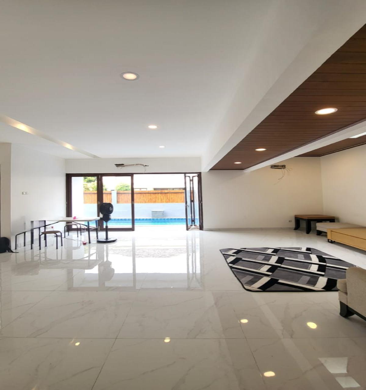 Dijual rumah di Emerald Bintaro sektor 9 Tangerang Selatan - Foto 4