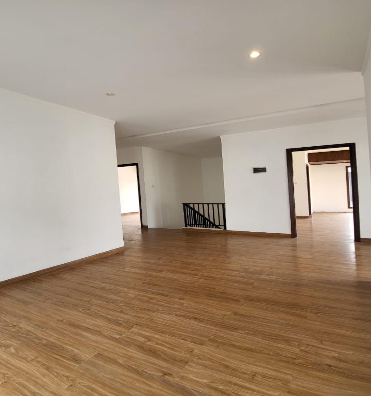 Rumah Cantik Hook Minimalis dengan Swiming Pool di Bintaro Jaya - Foto 2