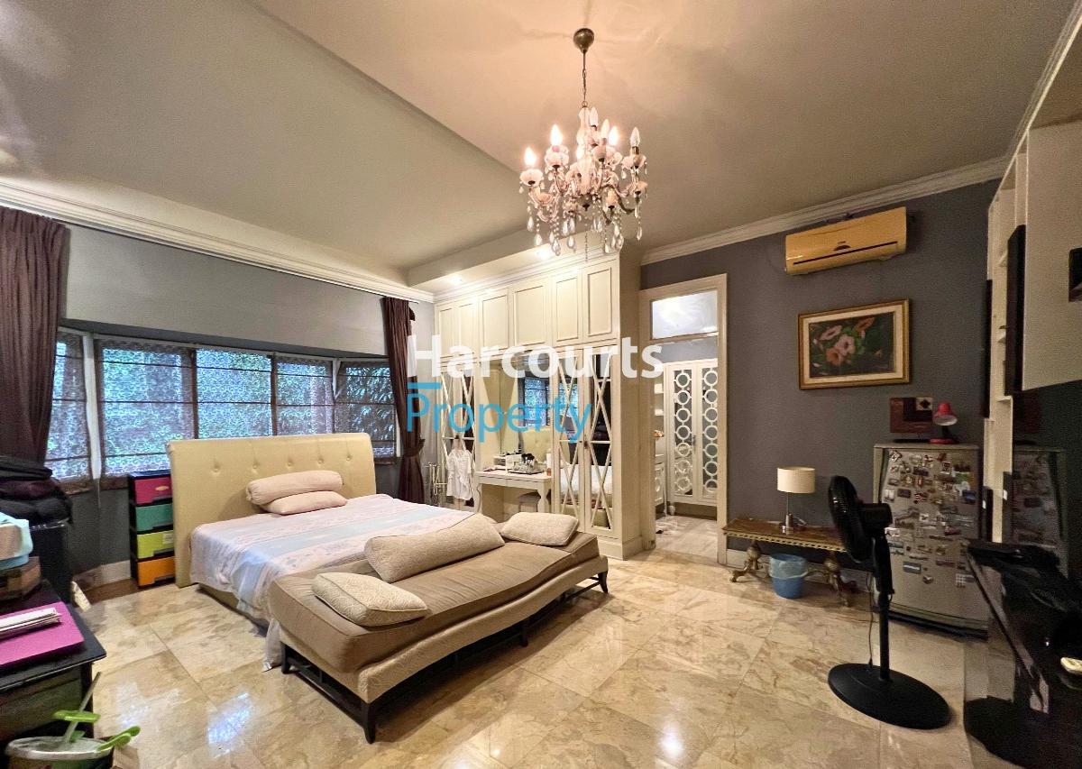 Dijual Rumah Klasik 2 Lantai Terawat Area Prime Senopati Kebayoran Baru - Foto 7