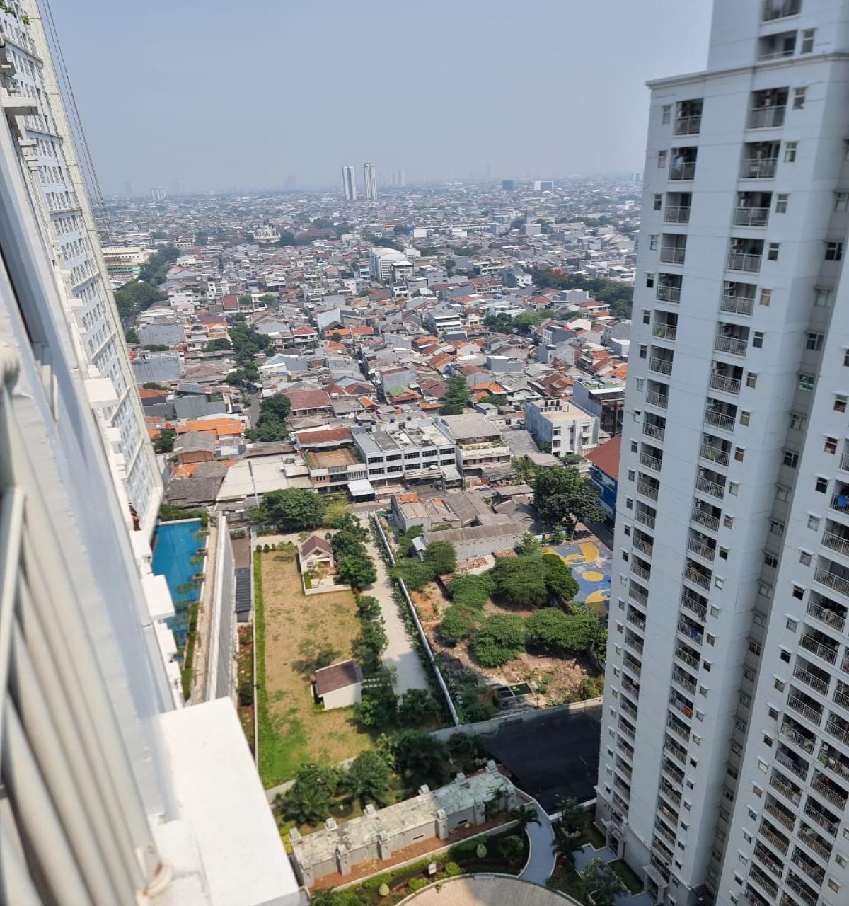Unit Bagus di Apartemen Mediterania Garden Residences 2, Jl Letjen S.Parman Tanjung Duren Jakarta Barat DI - Foto 7
