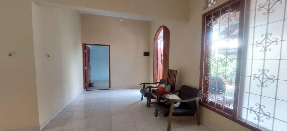 Rumah 2 Lantai Strategis di Bangun Reksa Indah 2 Karang Tengah, Tangerang - Foto 6