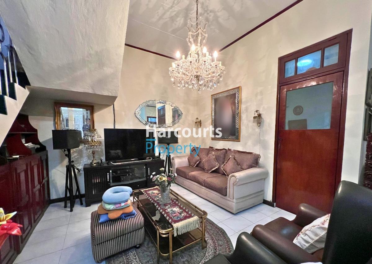 Dijual TURUN HARGA Rumah Klasik Tropis Dekat Area Senopati Kebayoran Baru - Foto 3