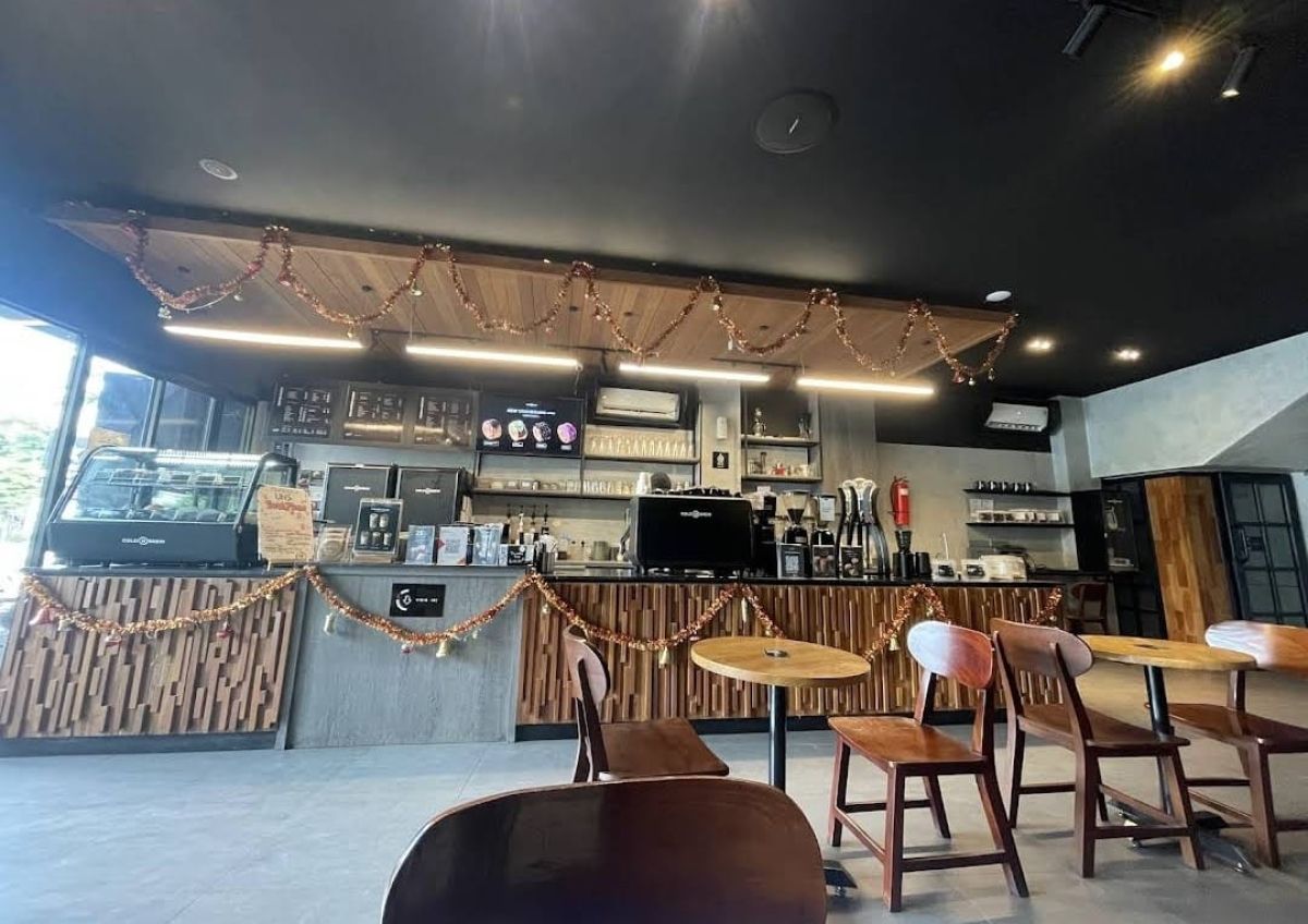 Dijual Ruko Super Strategis 3 Lantai, di Dekat Kampus UNS Solo - Foto 3