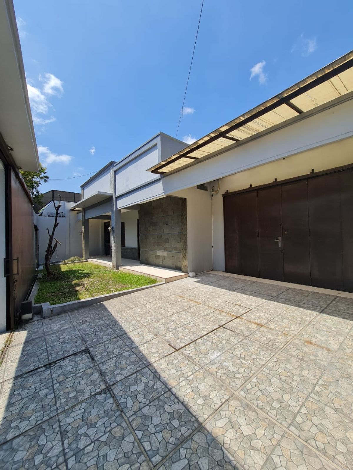 Dijual Rumah Bagus Minimalis Tengah Kota di Jagalan Jebres Solo - Foto 2