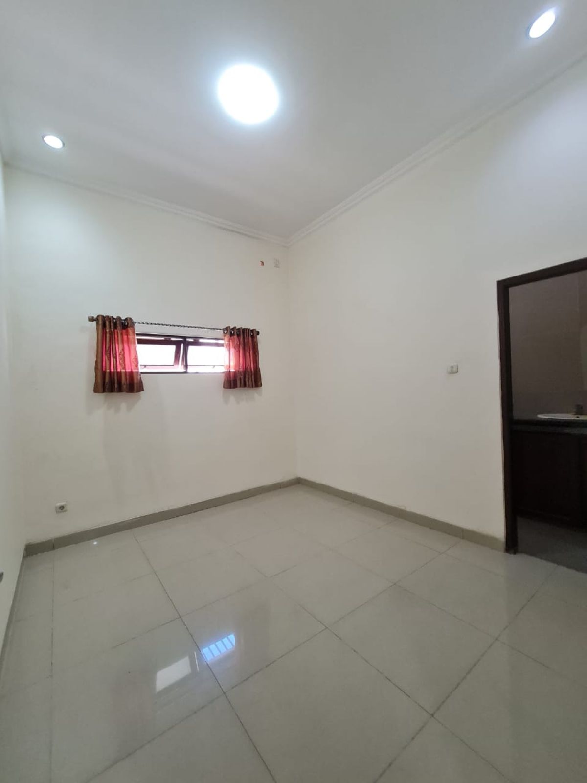 Dijual Rumah Bagus Minimalis Tengah Kota di Jagalan Jebres Solo - Foto 4